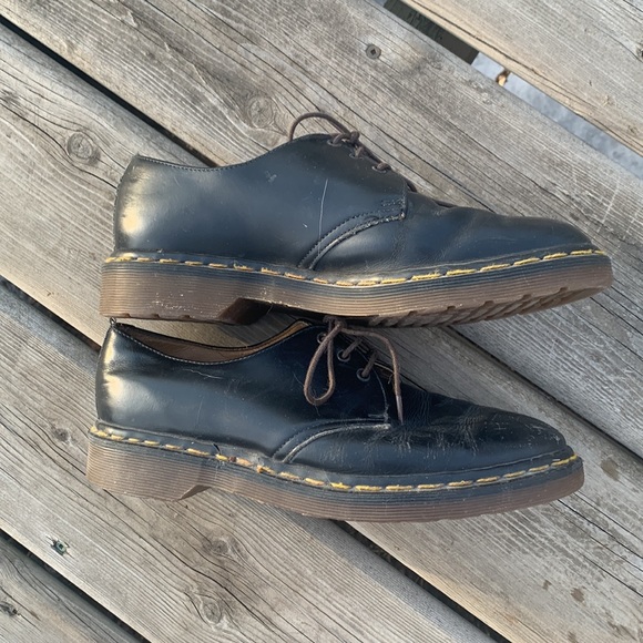 Vintage Doc Marten Oxfords Made in England - Picture 11 of 11